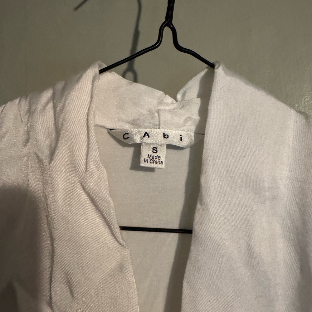 CAbi white top